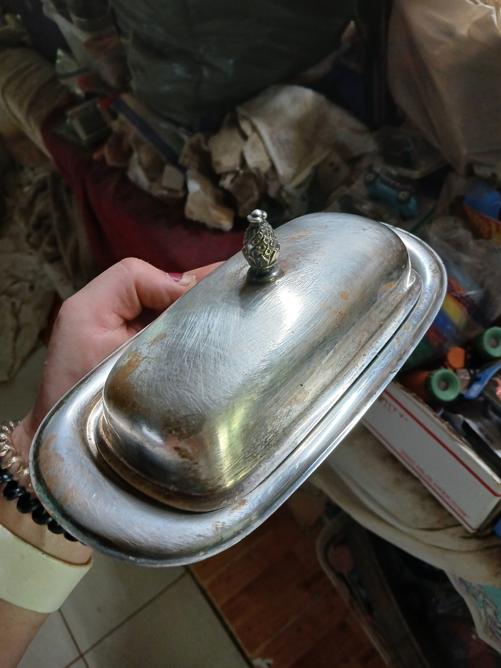 vintage Wm. Rogers silver-plated covered butter dish (Model #987